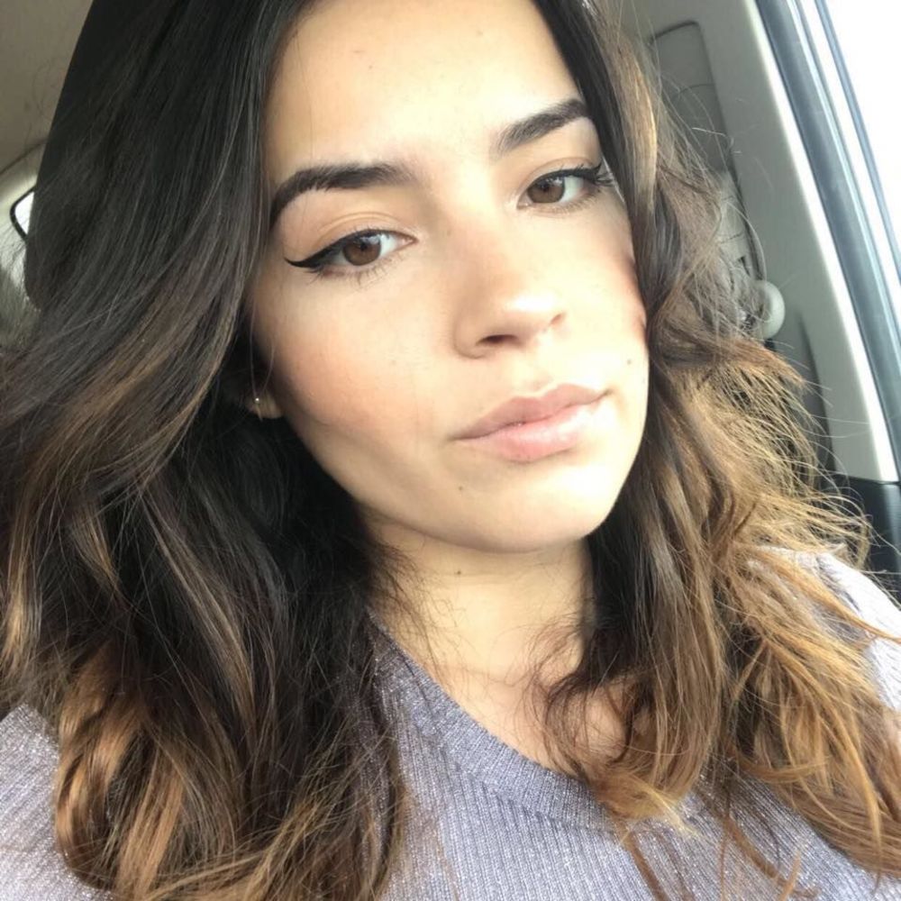 Meet your Posher, Caroline